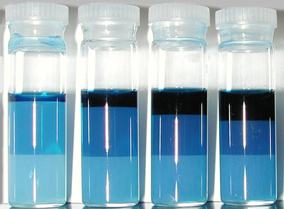 Cellulose nanocrystal suspensions